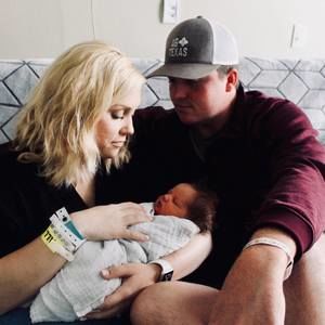 Meet your Posher, Devin